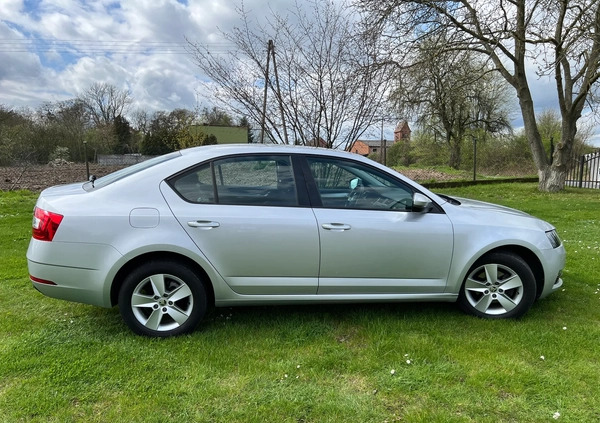 Skoda Octavia cena 64000 przebieg: 70000, rok produkcji 2018 z Jedlina-Zdrój małe 79